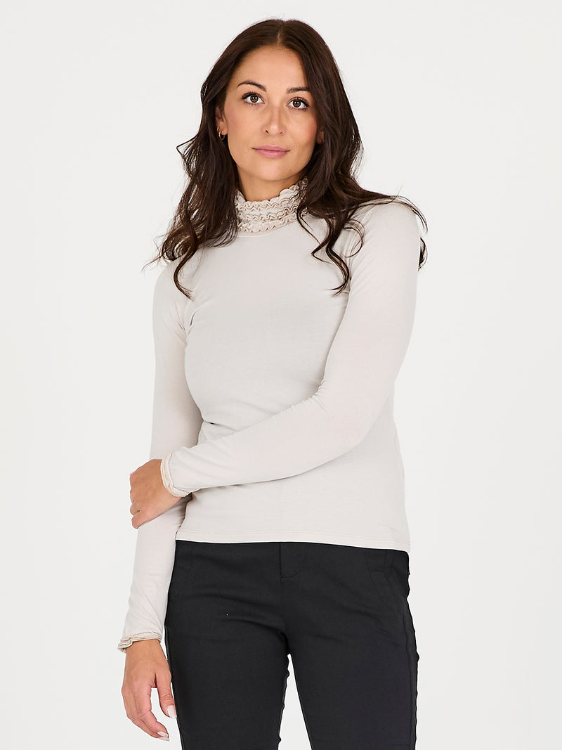 NÜ ADELE turtleneck t-shirt Toppe og t-shirts 112 Bone