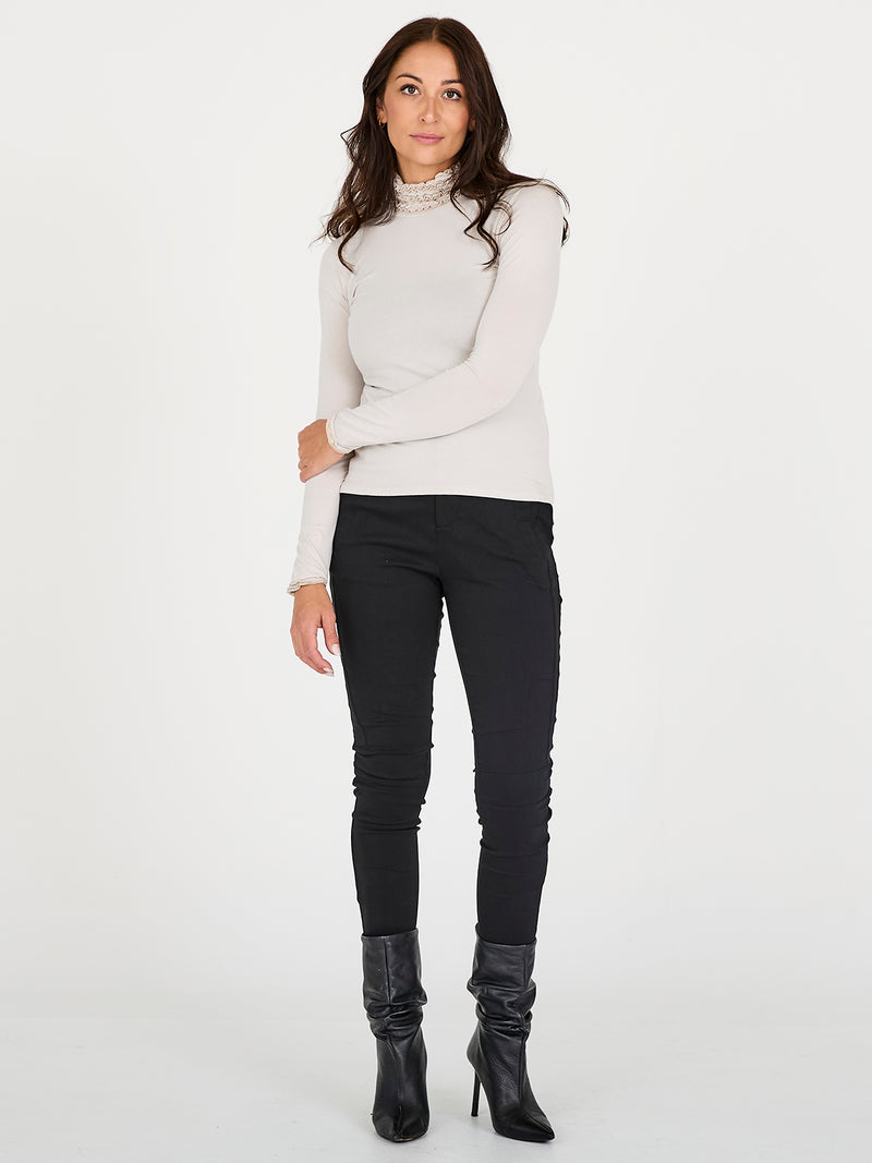 NÜ ADELE turtleneck t-shirt Toppe og t-shirts 112 Bone