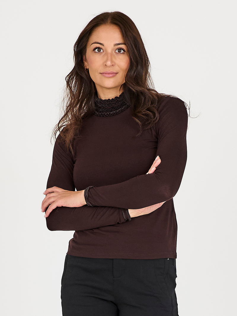 NÜ ADELE turtleneck t-shirt Toppe og t-shirts 224 Dark Brown