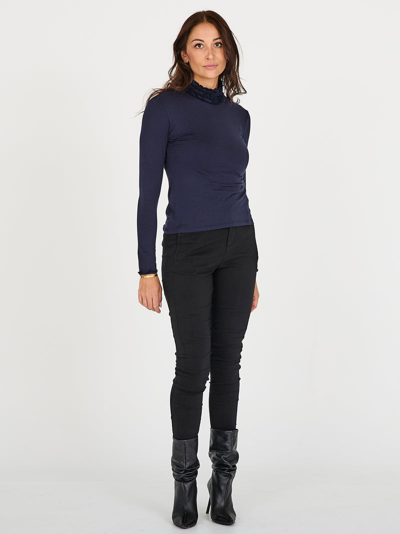 NÜ ADELE turtleneck t-shirt Toppe og t-shirts 480 Midnight Blue