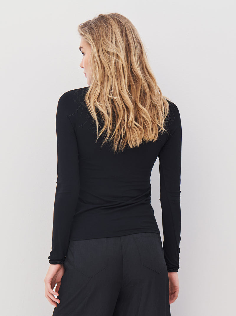 NÜ ADELE turtleneck t-shirt Toppe og t-shirts Sort
