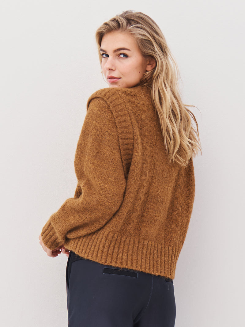 NÜ AGNES strikket bluse Bluser 220 Camel
