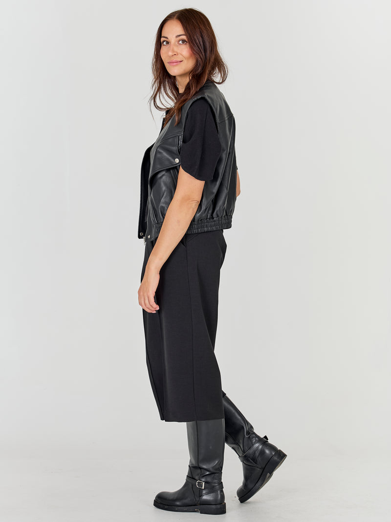 NÜ ALINA shorts Shorts Sort