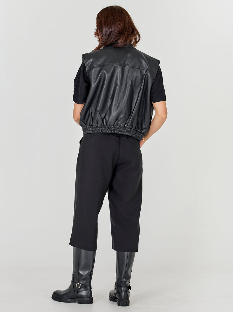 NÜ ALINA shorts Shorts Sort