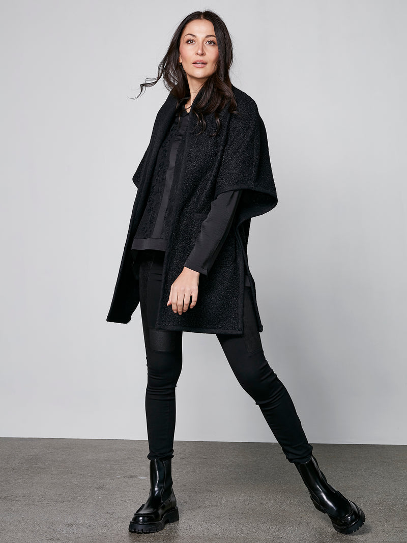 NÜ ARIA vest Veste Sort