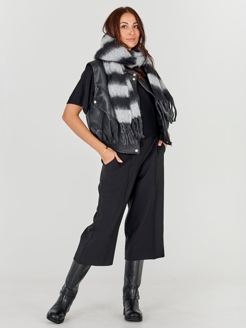 NÜ Aya Tørklæde Stribe Accessories Sort mix