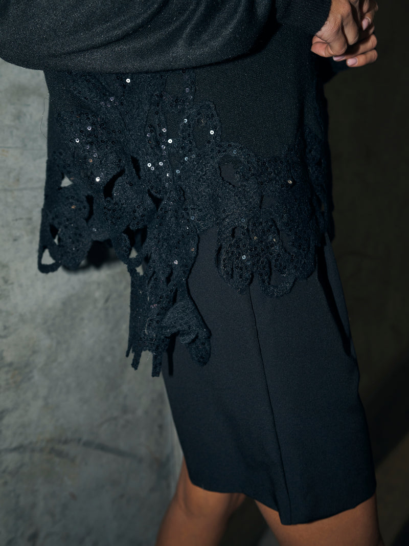 NÜ BOBBI strikponcho Strik Sort