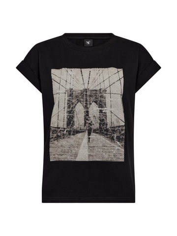 NÜ CATHLIN T-shirt Toppe og t-shirts Sort