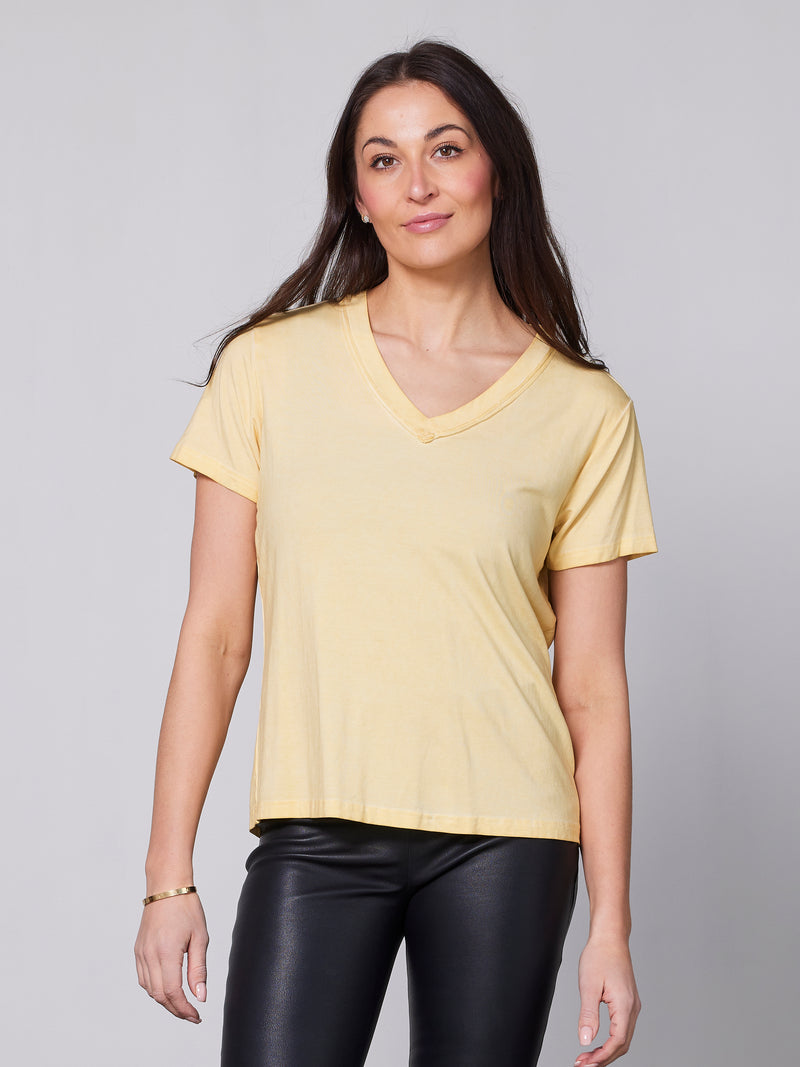 NÜ RUTH t-shirt Toppe og t-shirts 520 Yellow