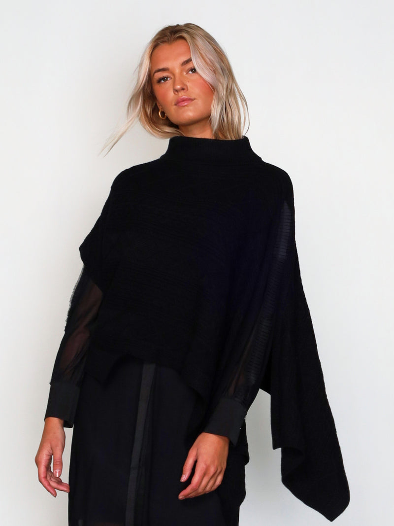 NÜ VILNA strikket poncho Ponchos Sort