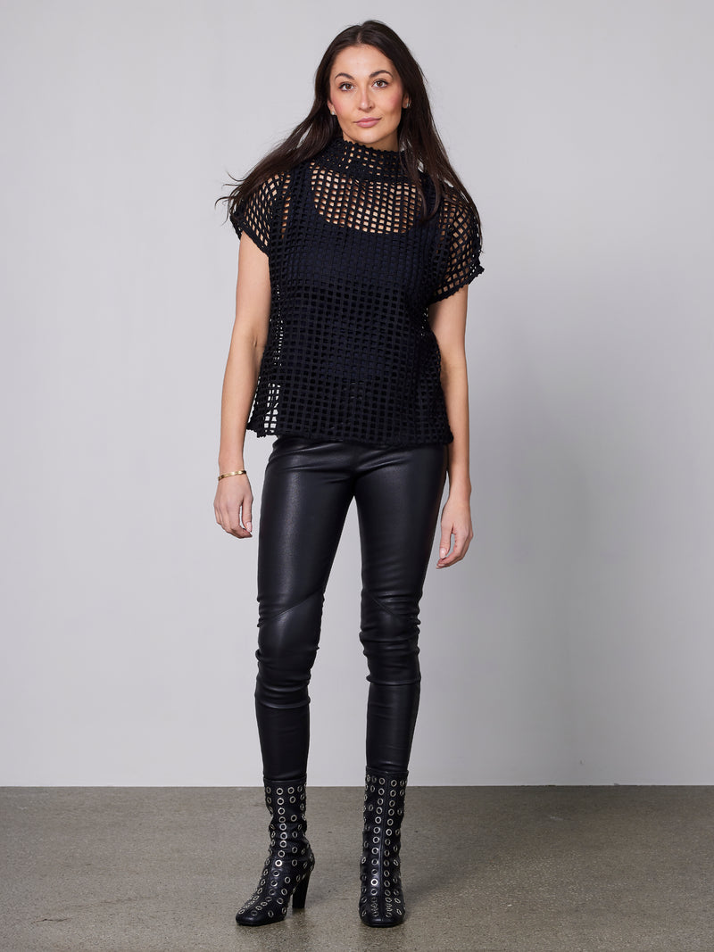 NÜ YARA top Toppe og t-shirts Sort