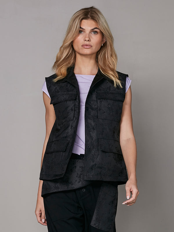 NÜ YURI vest Veste Sort