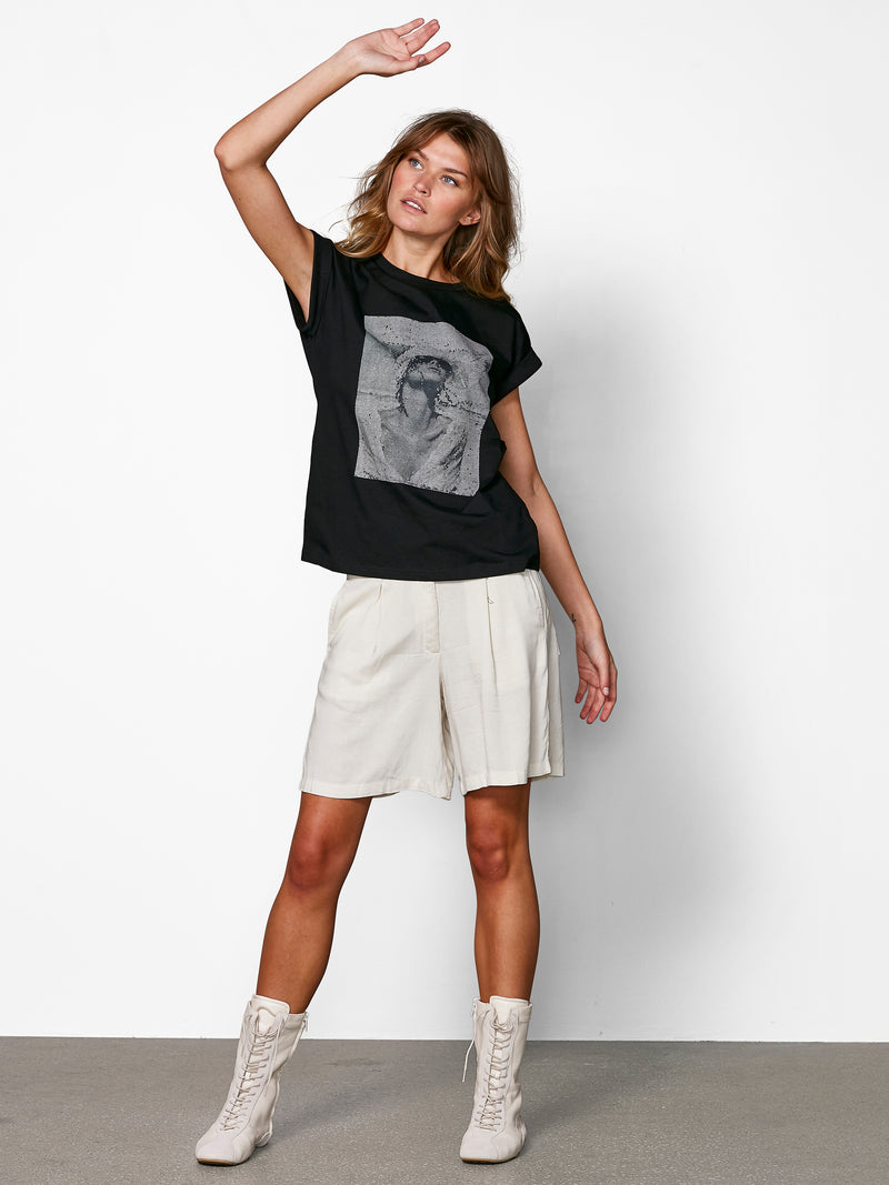 NÜ ZILJA t-shirt Toppe og t-shirts Sort